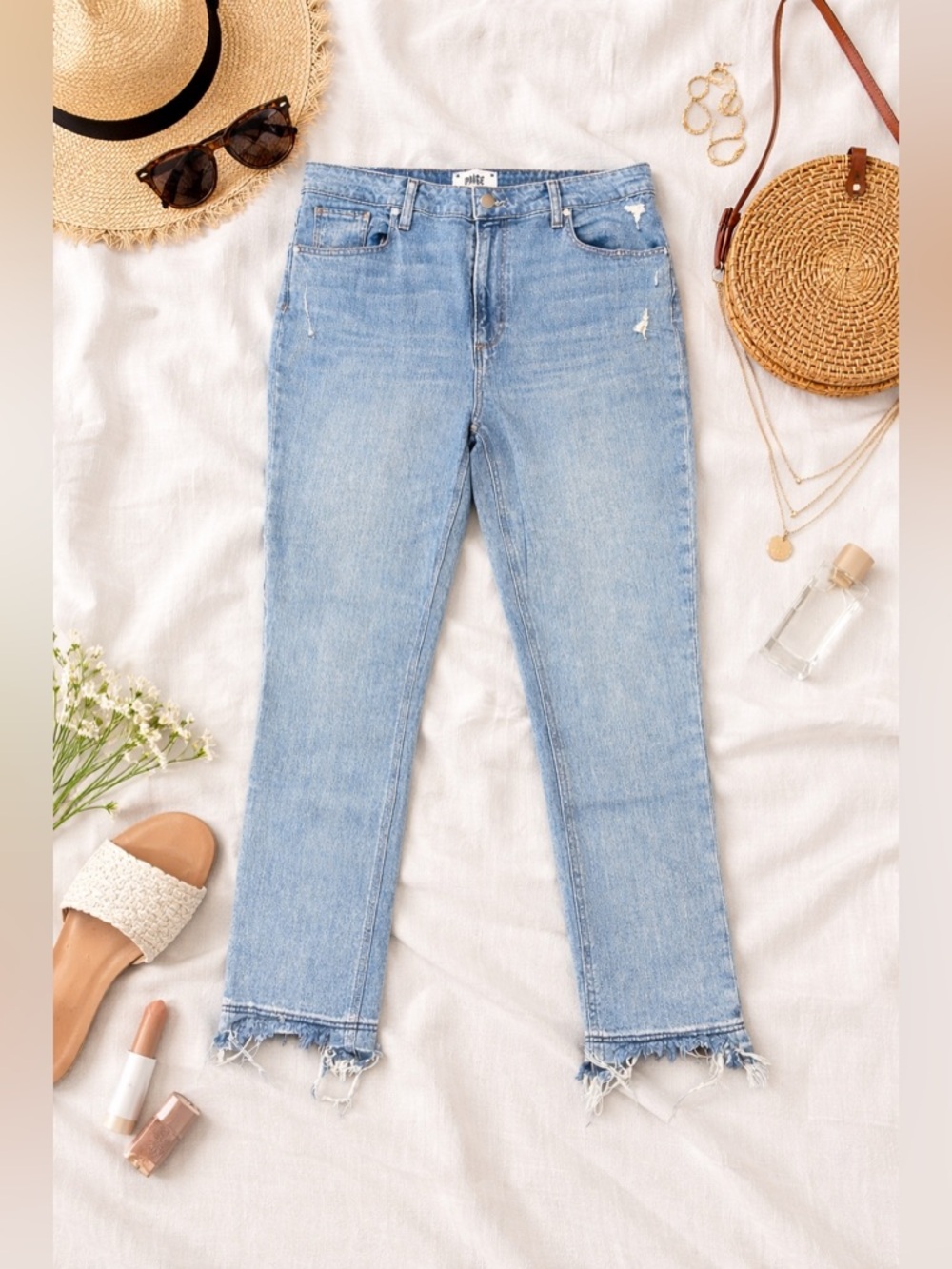 Paige Sarah Slim High Rise Mako Distressed Jeans Size 31 Light Wash - Picture 2 of 14